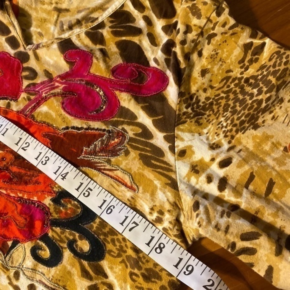 Choices Floral and Animal Print Top with Embellishments - Picture 9 of 10